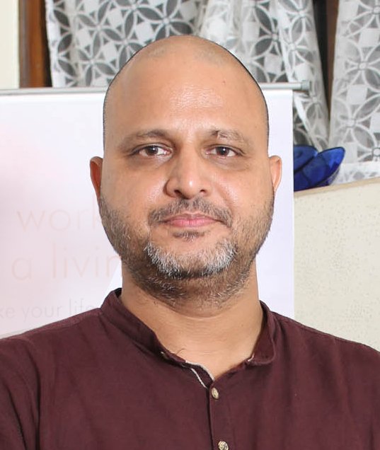 HASNAIN WARIS certified spiritual coach, life coach, NLP, EFT, and L&D professional